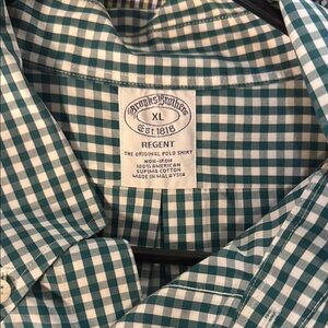 Brooks Brothers Green and White Casual Button Down Shirt